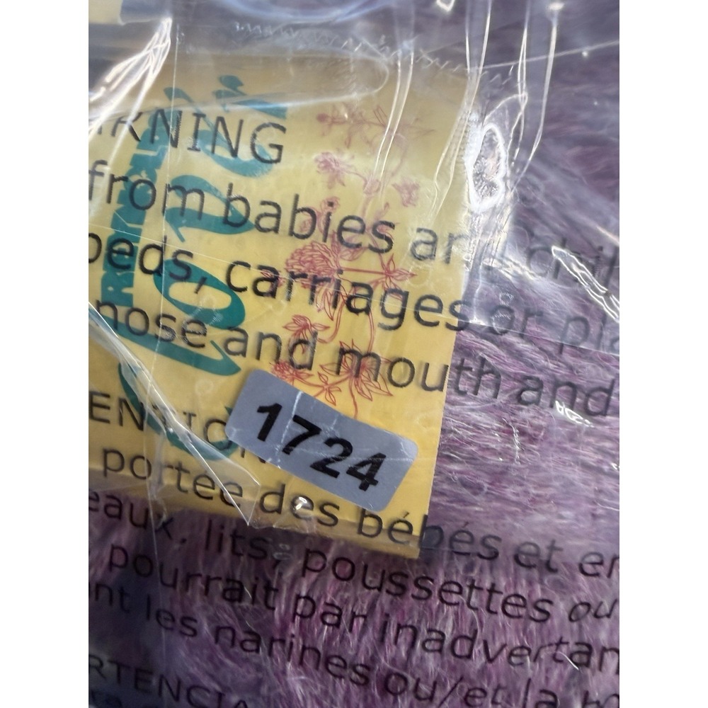 Reynolds Clover Yarn Linen and Acrylic Blend Light Worsted Purple Lot Of 10 - Picture 6 of 6